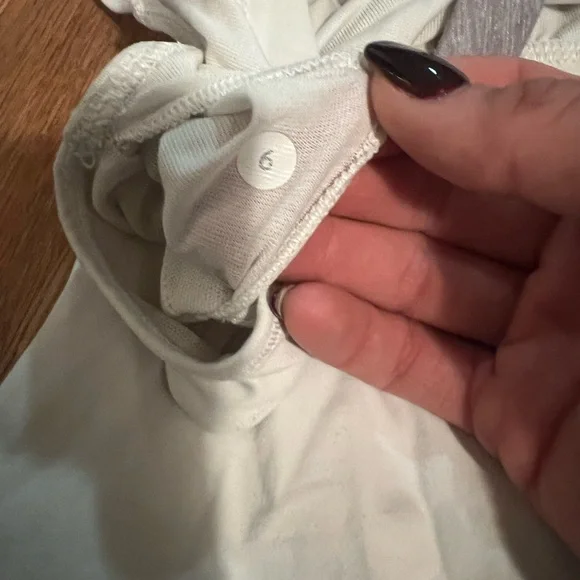 Lululemon Optimal Tank White / Metallic Silver - Picture 5 of 5